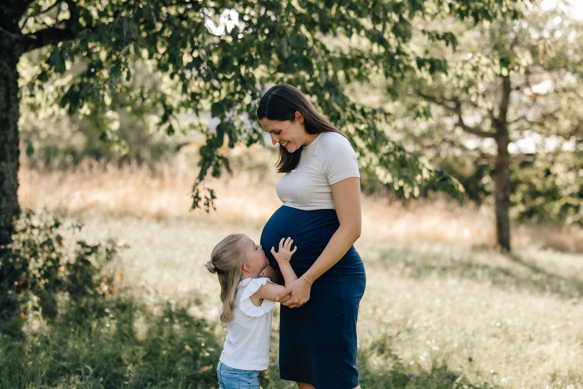 anikaraiblephotographie-babybauch-schwanger-mama-familienfotos-sinsheim-heidelberganikaraiblephotographie-babybauch-familienfotos-sinsheimIMG_9571